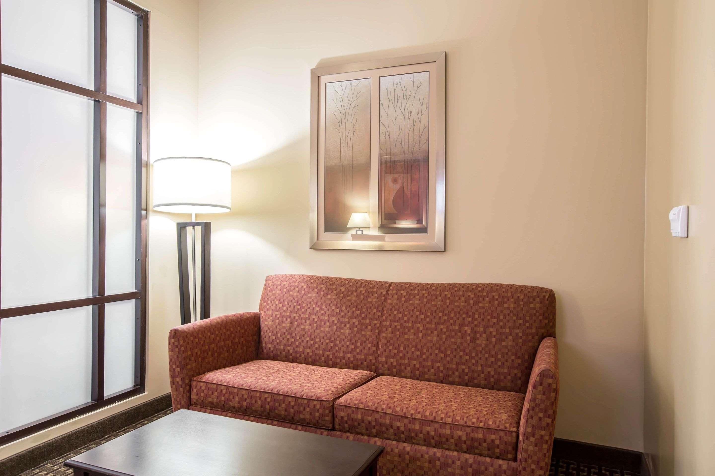 Comfort Suites Kingsport Exterior photo